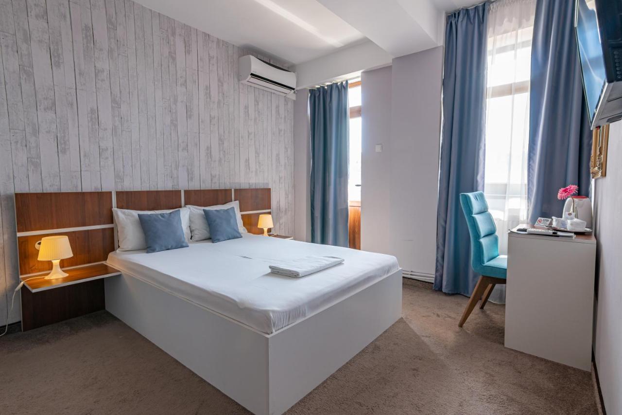 Hotel Bordeaux Galaţi Exteriér fotografie