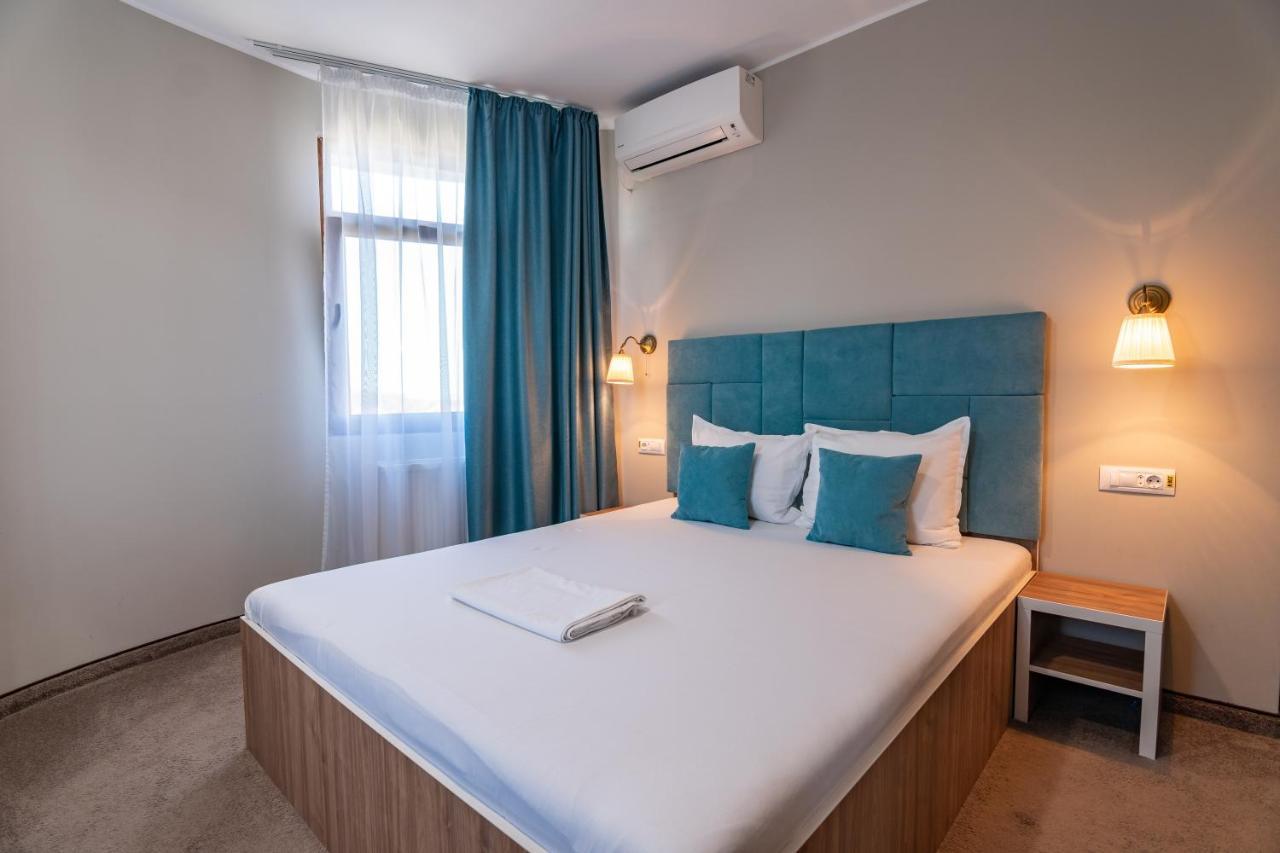 Hotel Bordeaux Galaţi Exteriér fotografie